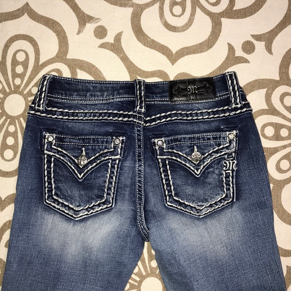 Miss Me denim jean Capri - Picture 3 of 8